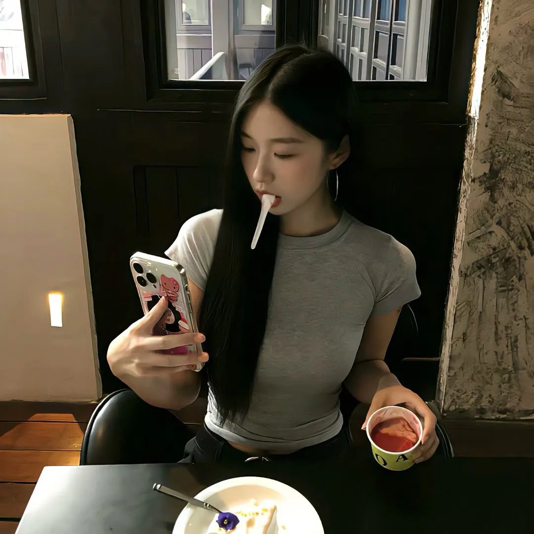第二个月亮